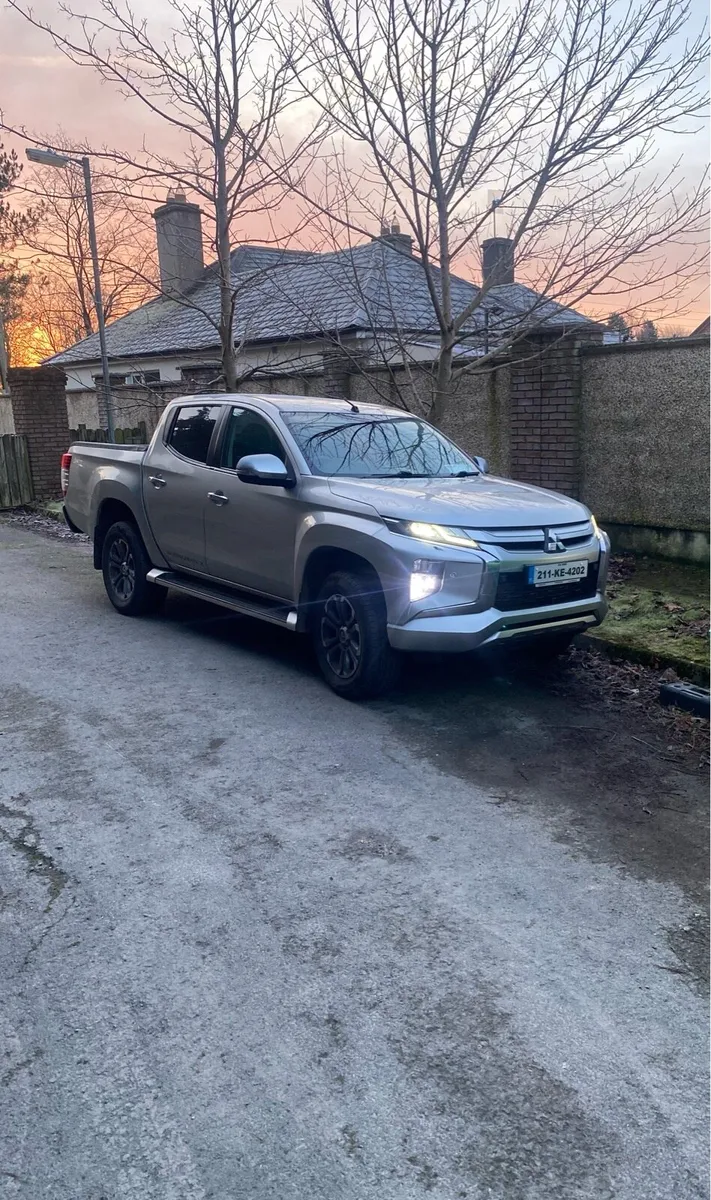Mitsubishi L200 Barbarian X Auto - Image 1