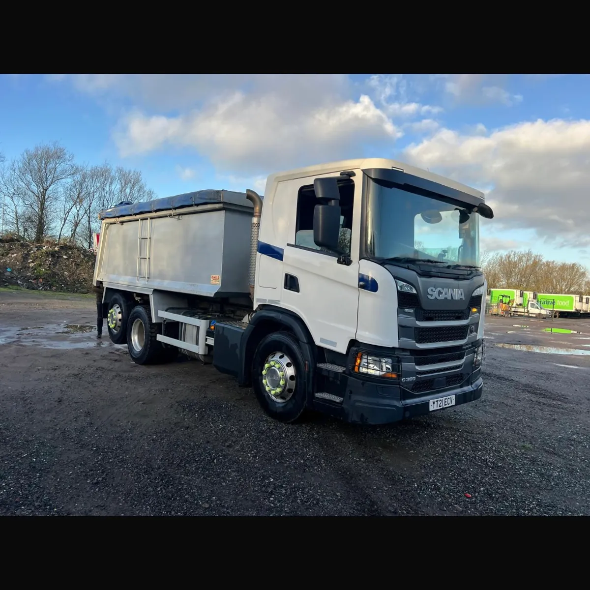 2021 Scania 6 Wheel Tar Tipper - Image 1