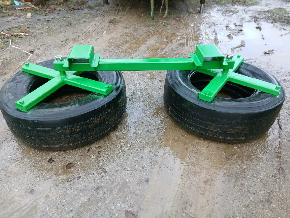 Silage pushers - Image 1