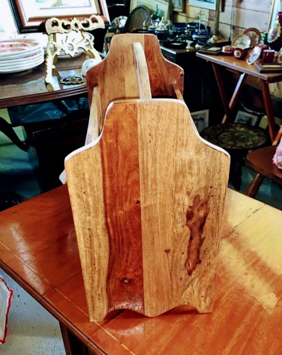 Vintage magazine rack - Image 4