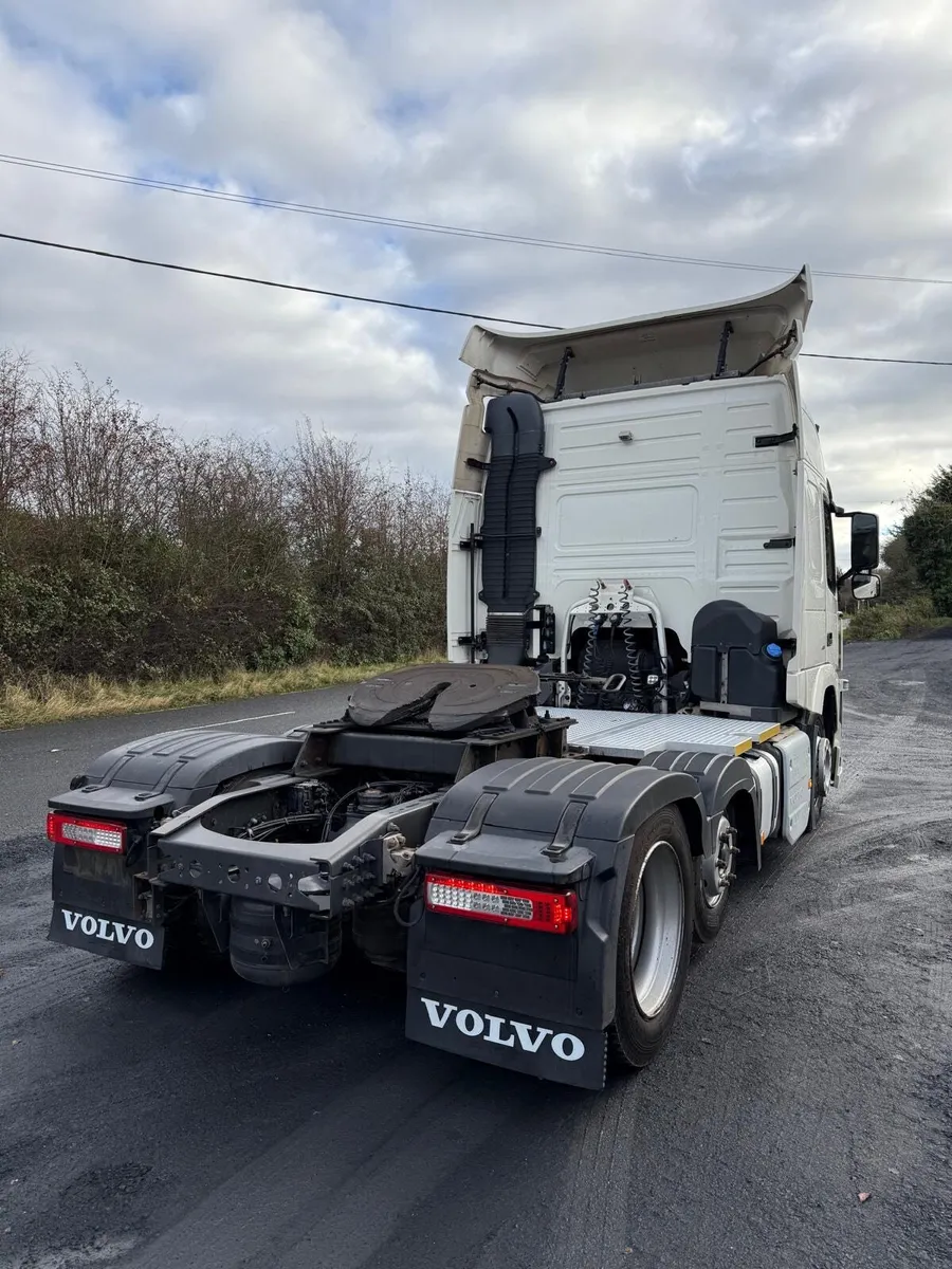 2018 VOLVO FM FOR BREAKING - Image 4