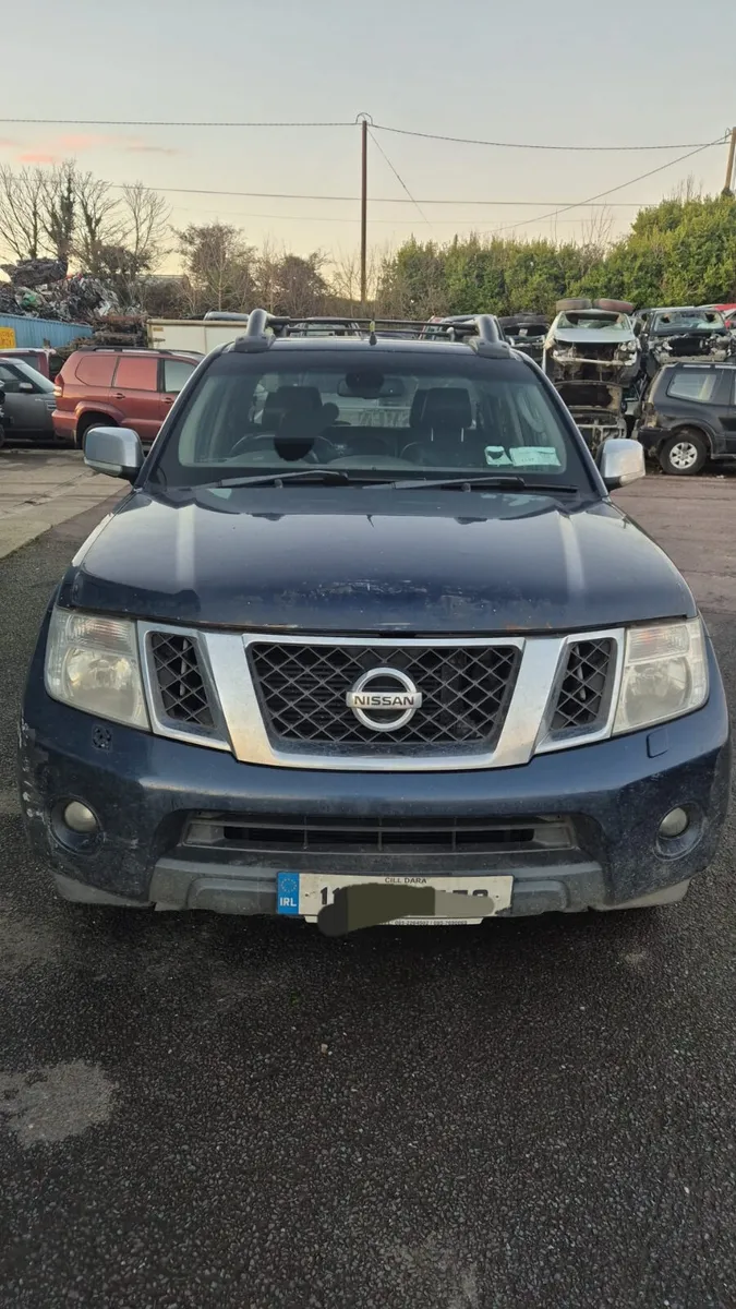 2012 NISSAN NAVARA D40 COMPLETE JEEP FOR BREAKEING - Image 1