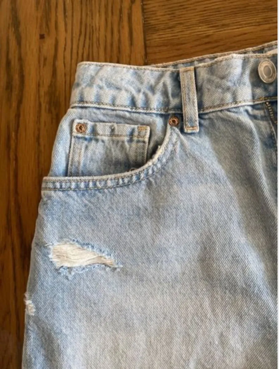 BNWT Penneys denim high-waist shorts Size 8 - Image 3