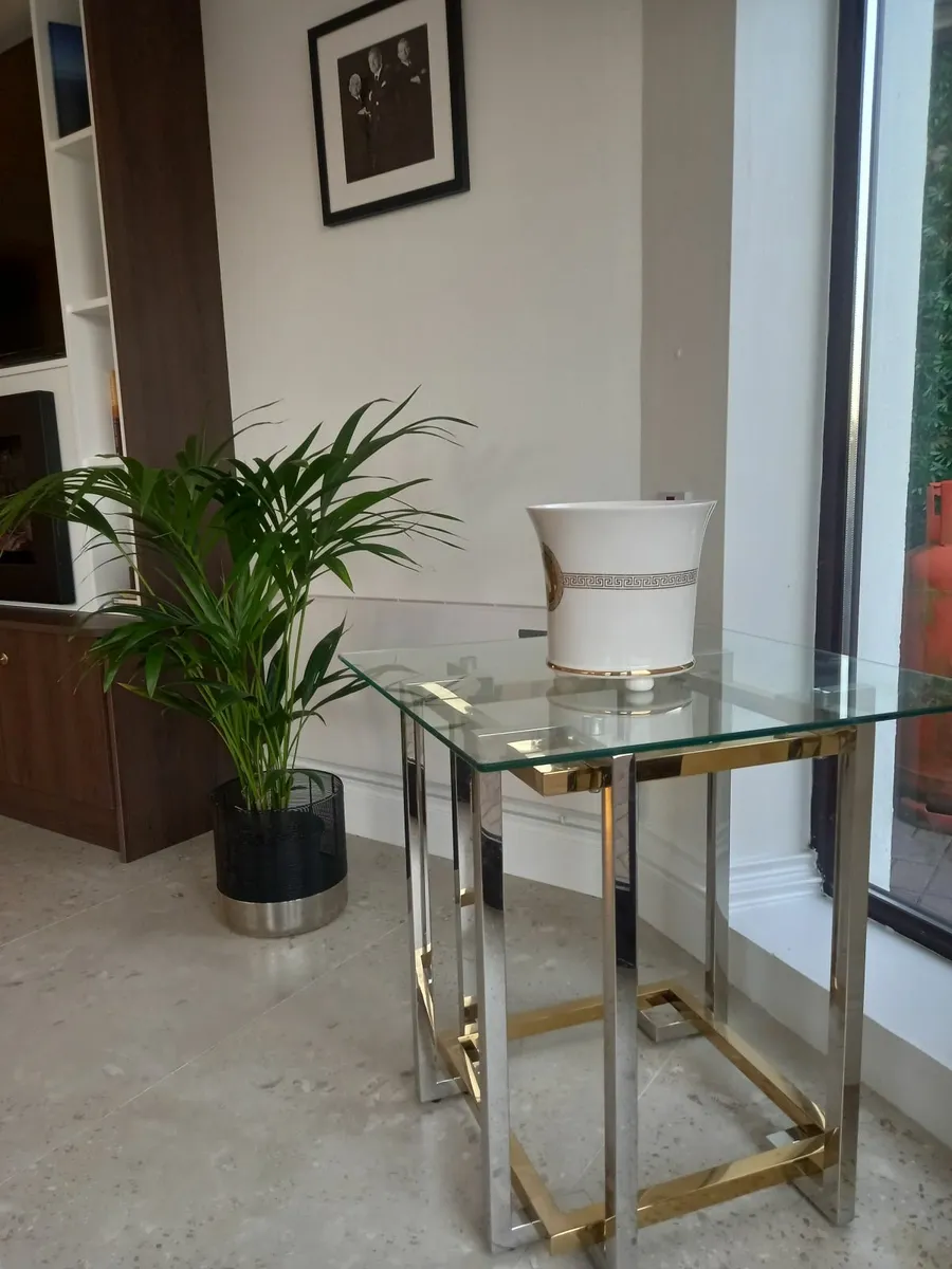 Glass topped occasional table. - Image 2