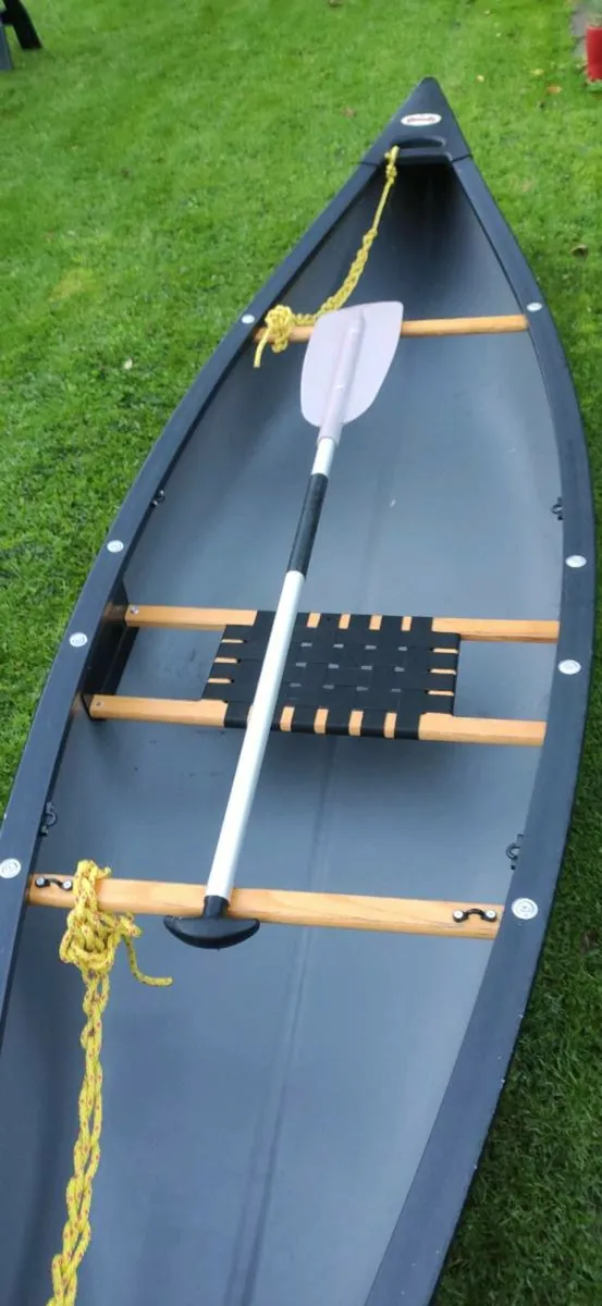 Canadian canoe - Image 2