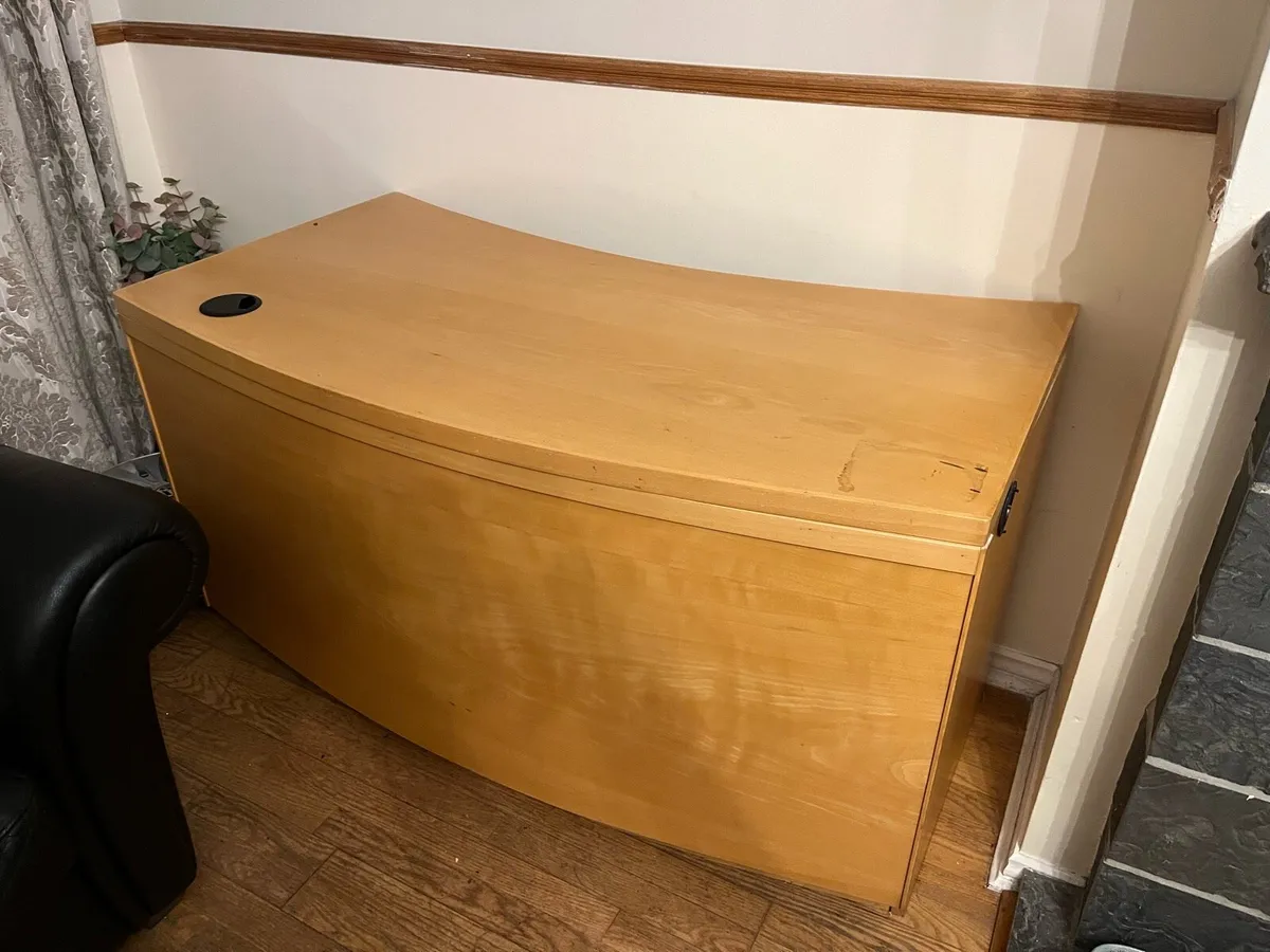 Work desk (Free to take away) - Image 3