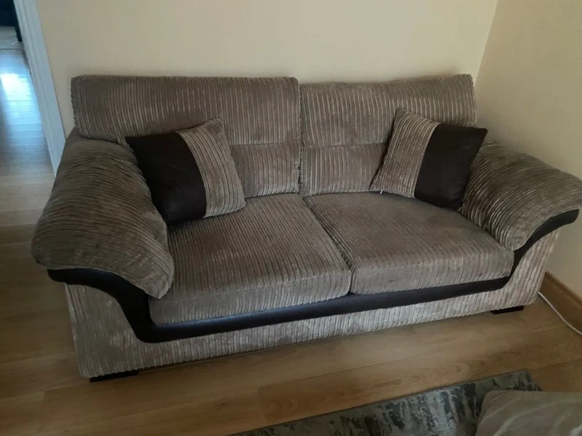 Sofa FREE To Take Away - Image 1