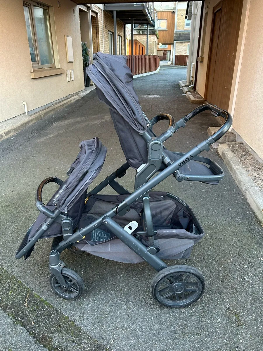 Uppababy Vista V2 Double Stroller with accessories - Image 1