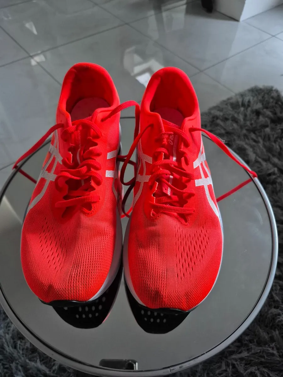 Asics Magic Speed 4 Men's Running Shoes - Image 2