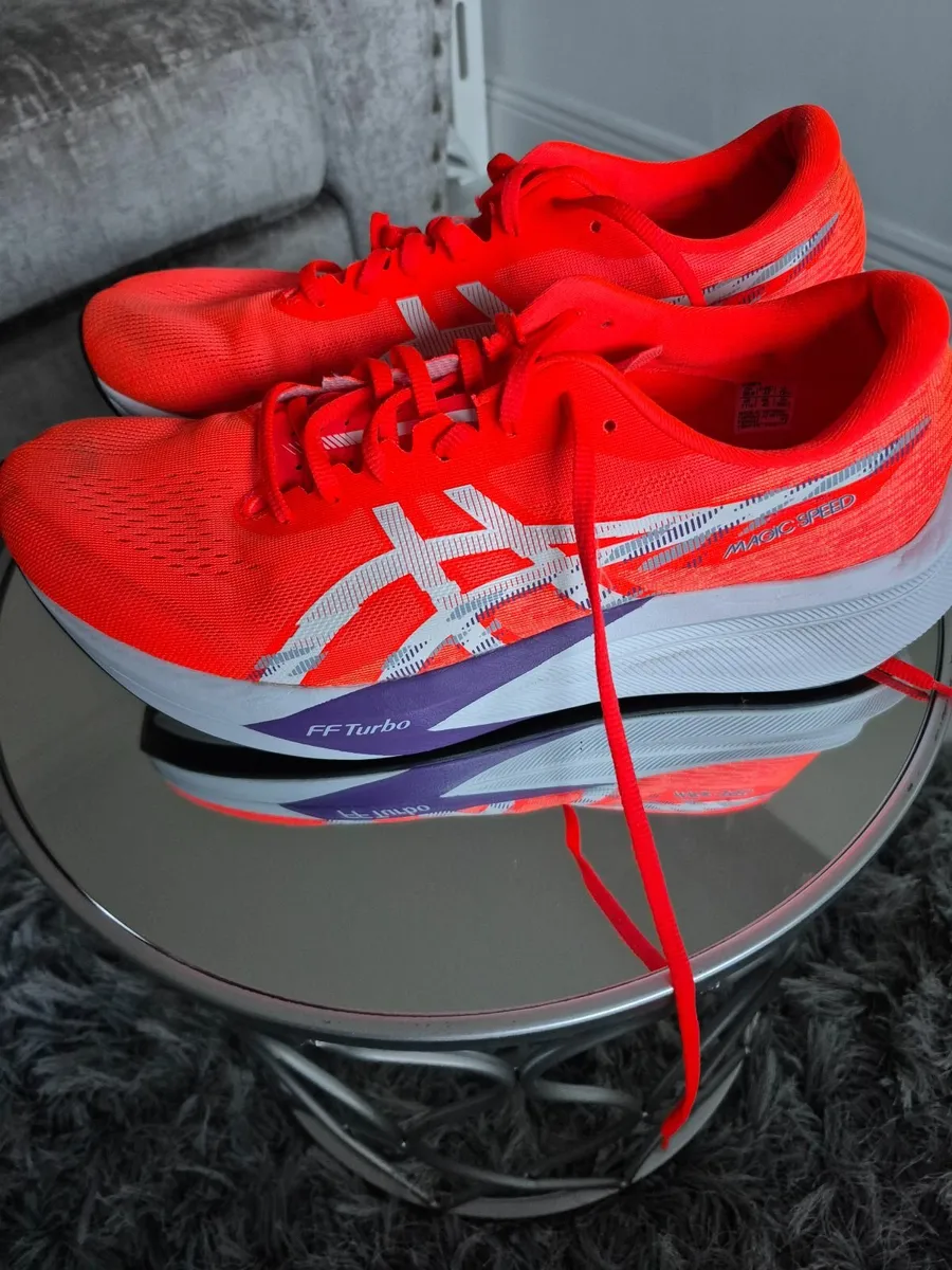 Asics Magic Speed 4 Men's Running Shoes - Image 4