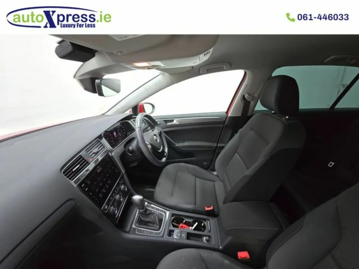 Volkswagen Golf 1.2 TSI Automatic, Reversing camer - Image 2