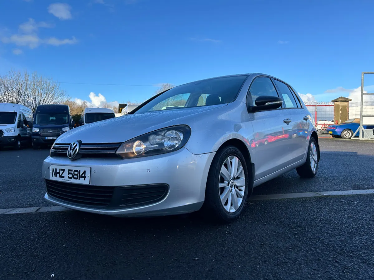 Volkswagen Golf 2010 - Image 1