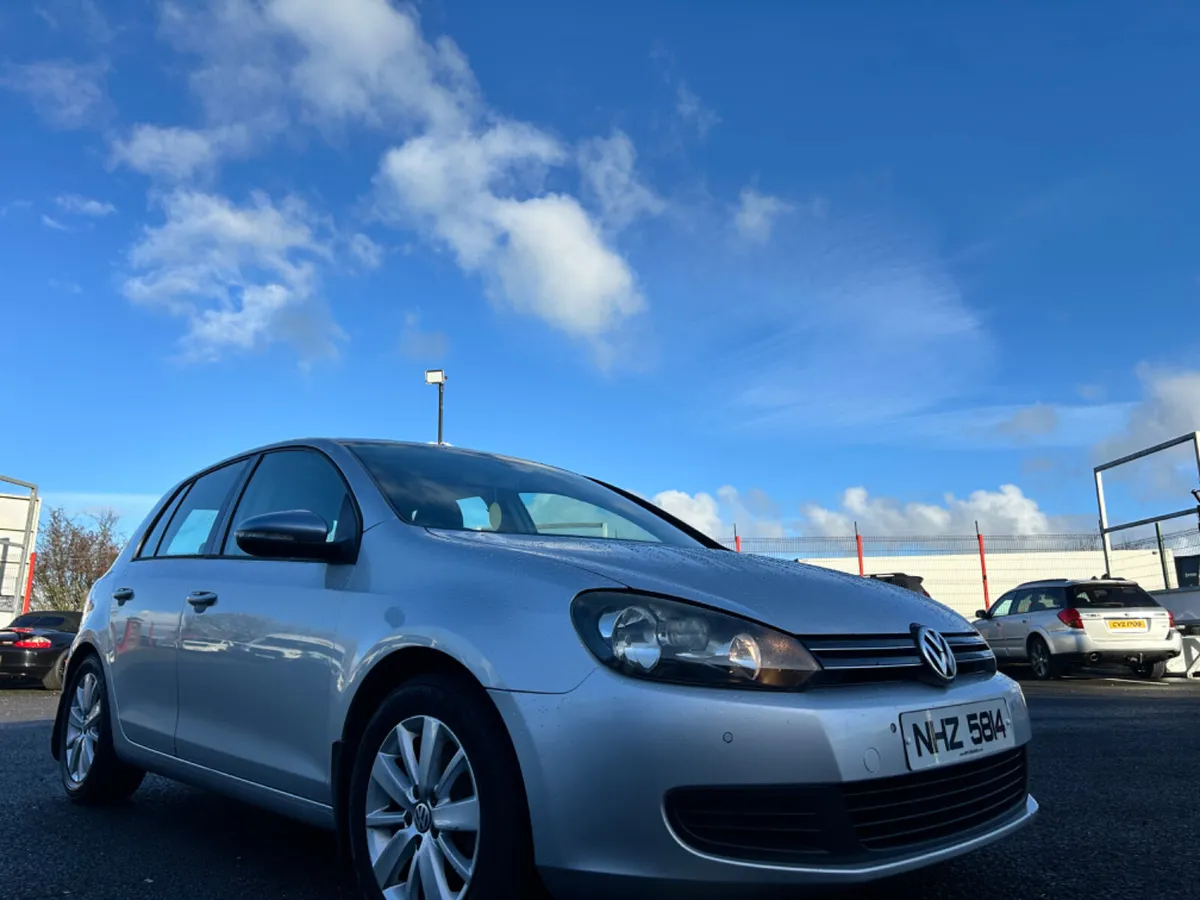 Volkswagen Golf 2010 - Image 3
