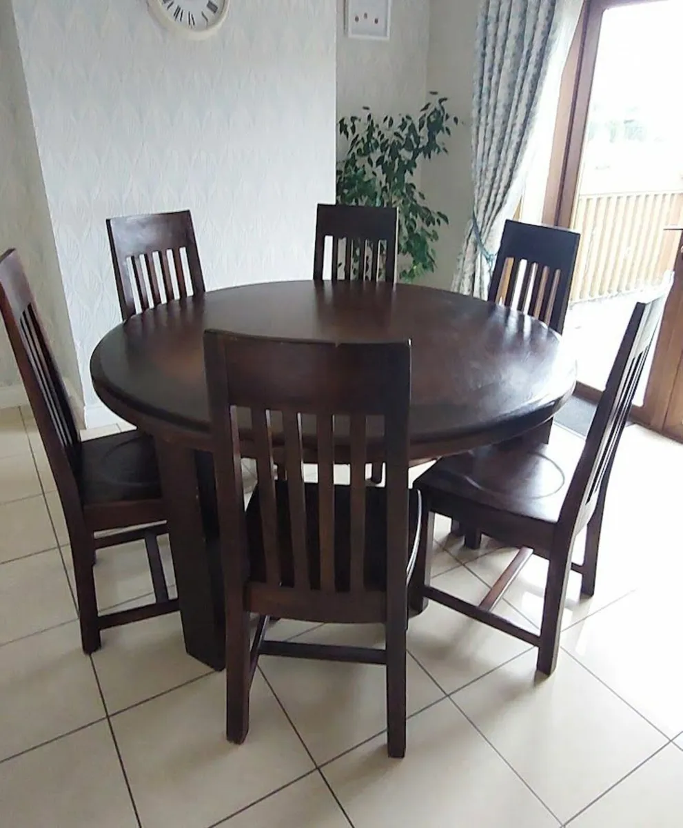 Table and 6 Chairs - Image 1