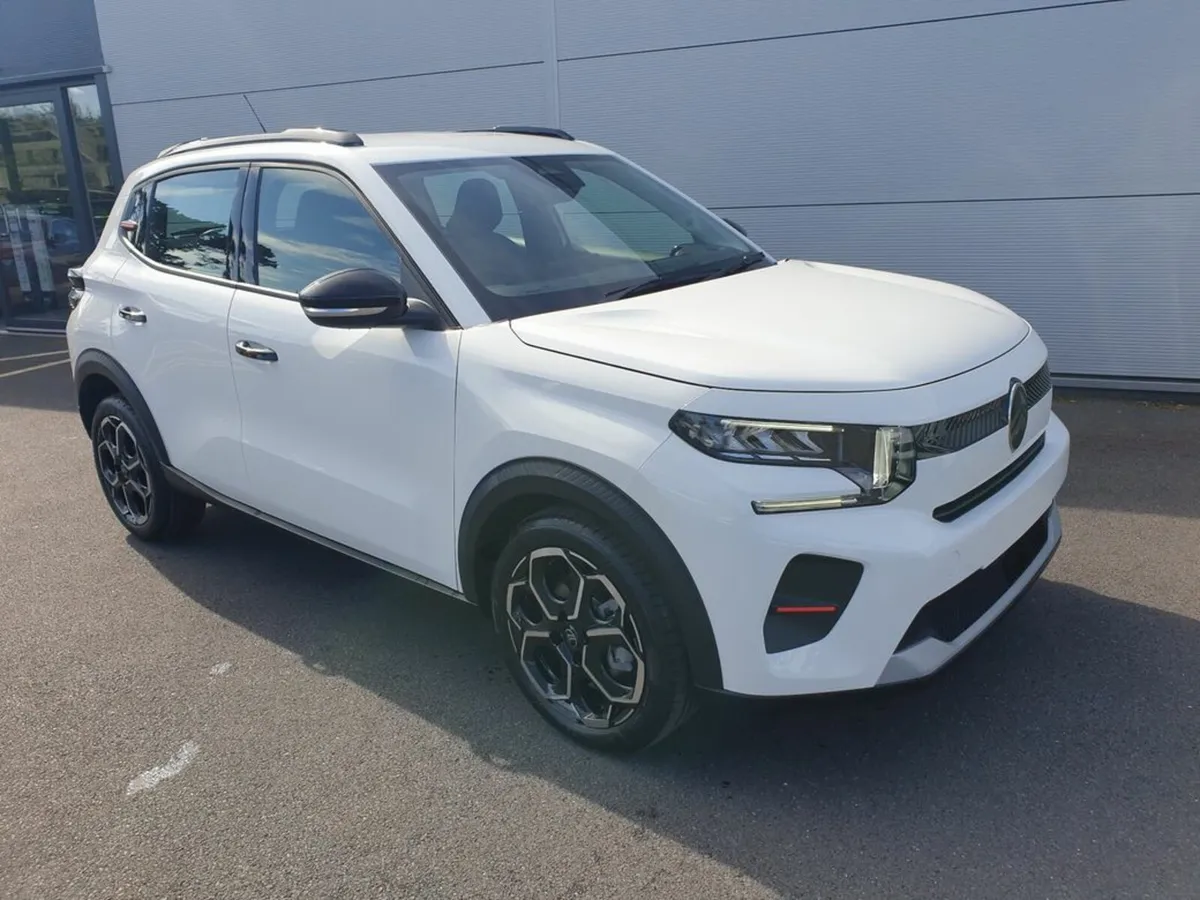 Citroen C3 "Max" M-Hybrid Available to buy today - Image 4