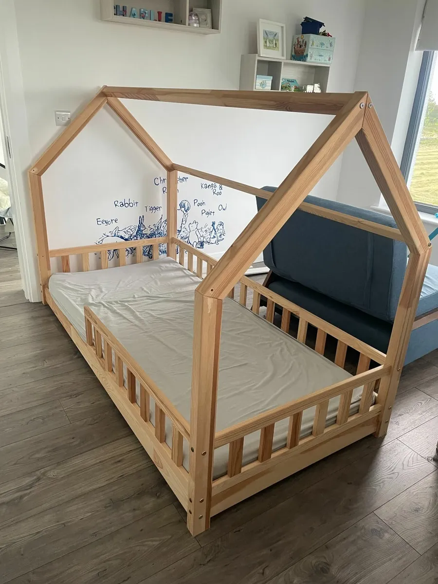 Children's House Bed
