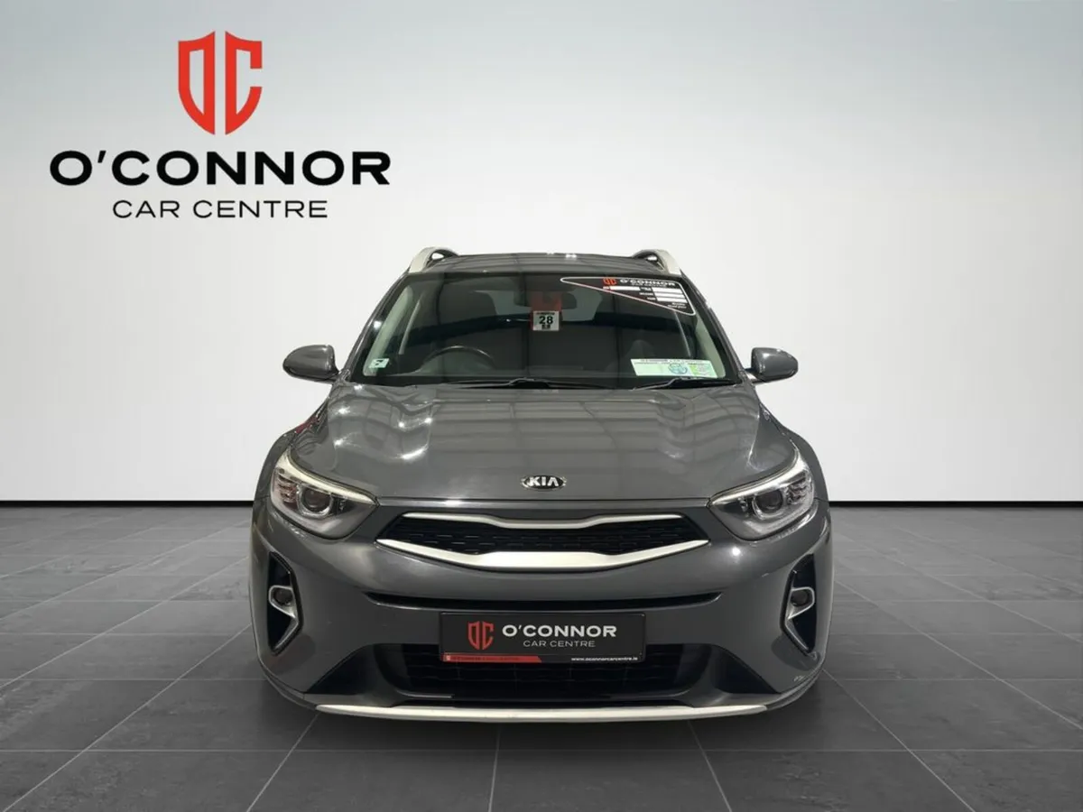 Kia Stonic Runs on petrol… and pure charm. - Image 3