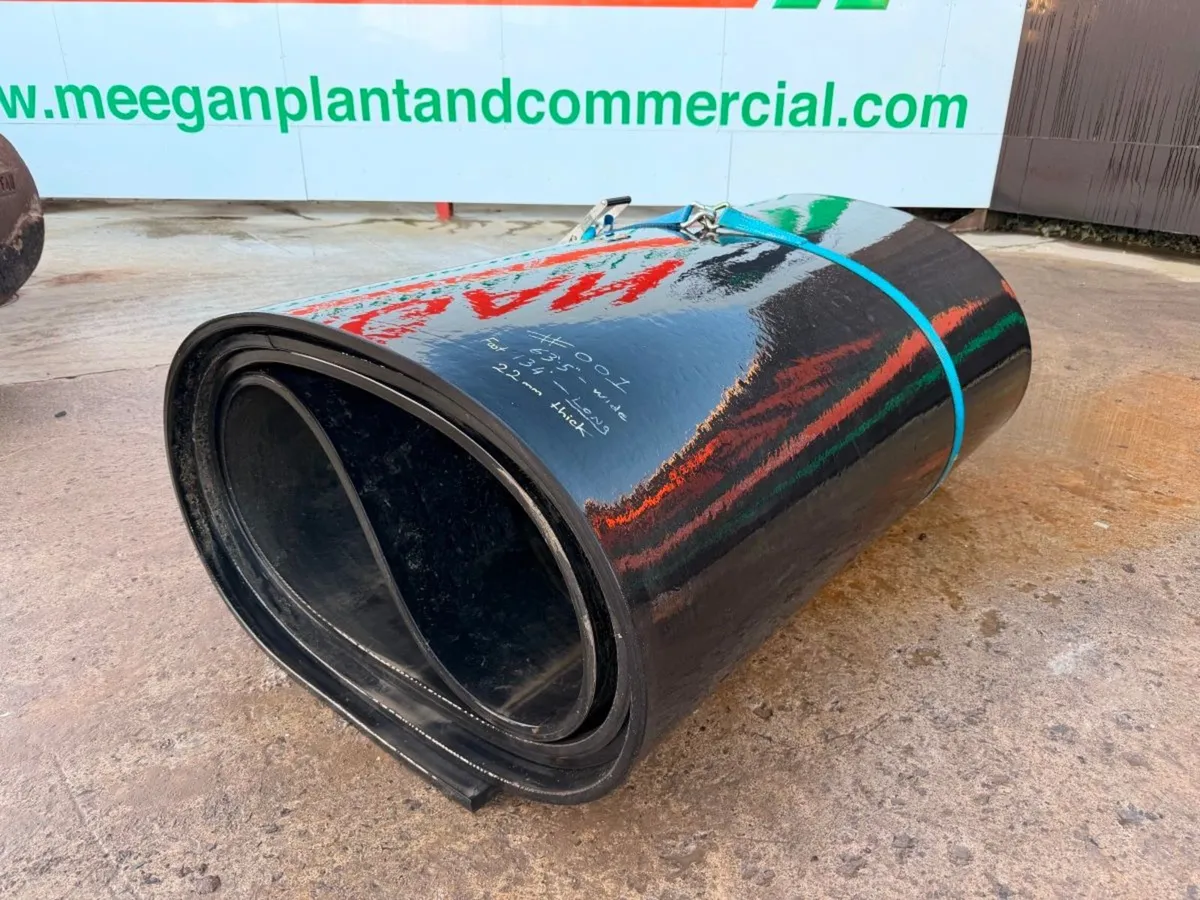 64" X 34 FT   RUBBER CONVEYOR MATTING ....001 - Image 2