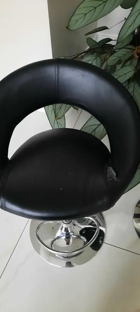 2 Bar stools - Image 3