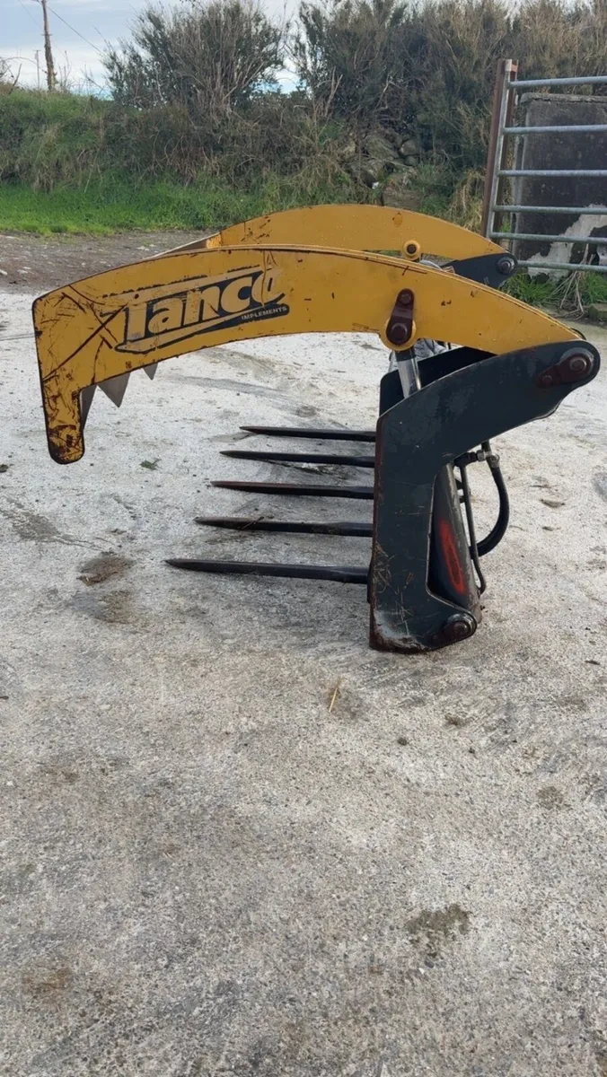 Tanco bale shear - Image 3