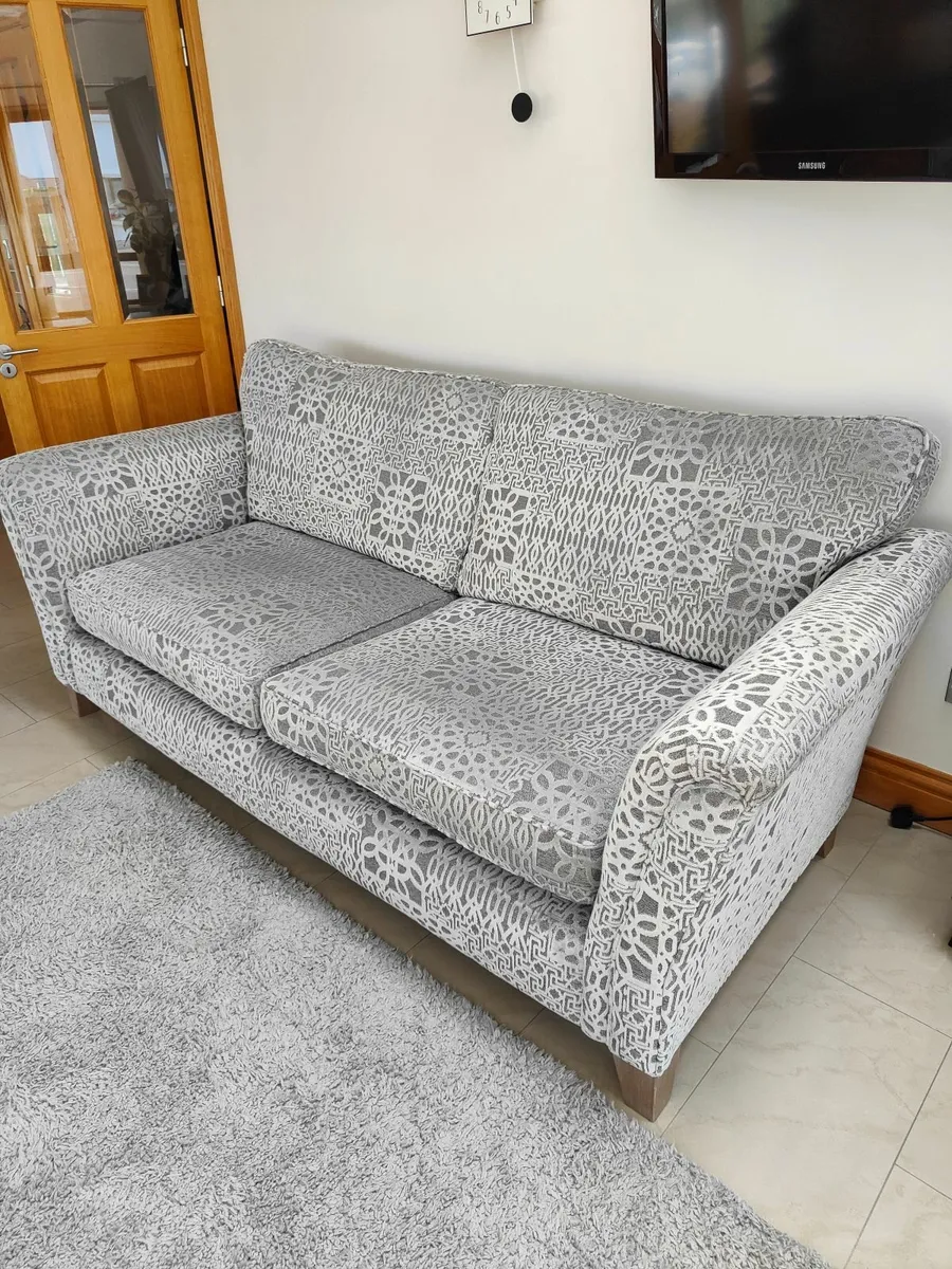 Luxurious Grey 4-Seater Sofa – Virtually New, Sho - Image 1
