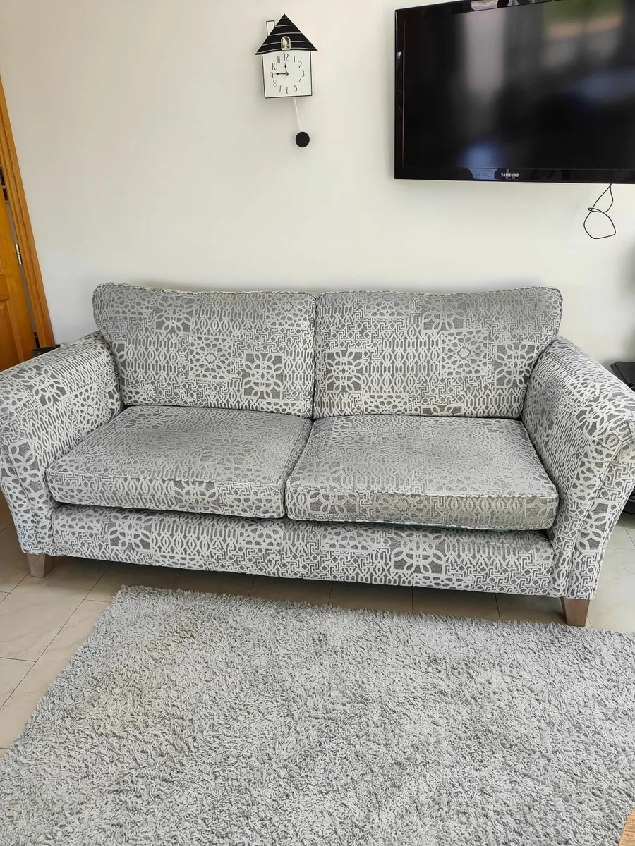 Luxurious Grey 4-Seater Sofa – Virtually New, Sho - Image 2