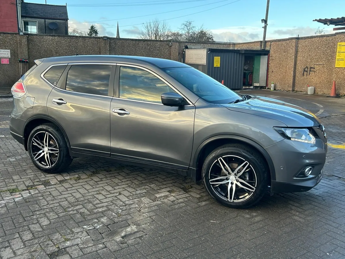 Nissan X-Trail 2017 1.6D AUTO 7 SEATERS - Image 2