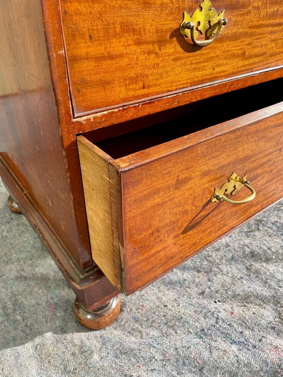 Antique Mahogany chest drawers - Image 4