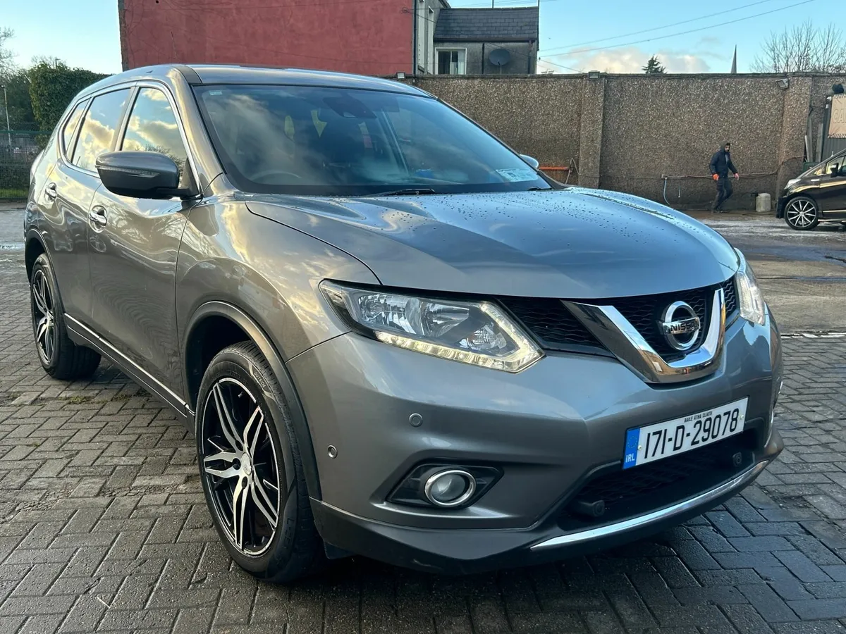 Nissan X-Trail 2017 1.6D AUTO 7 SEATERS - Image 1