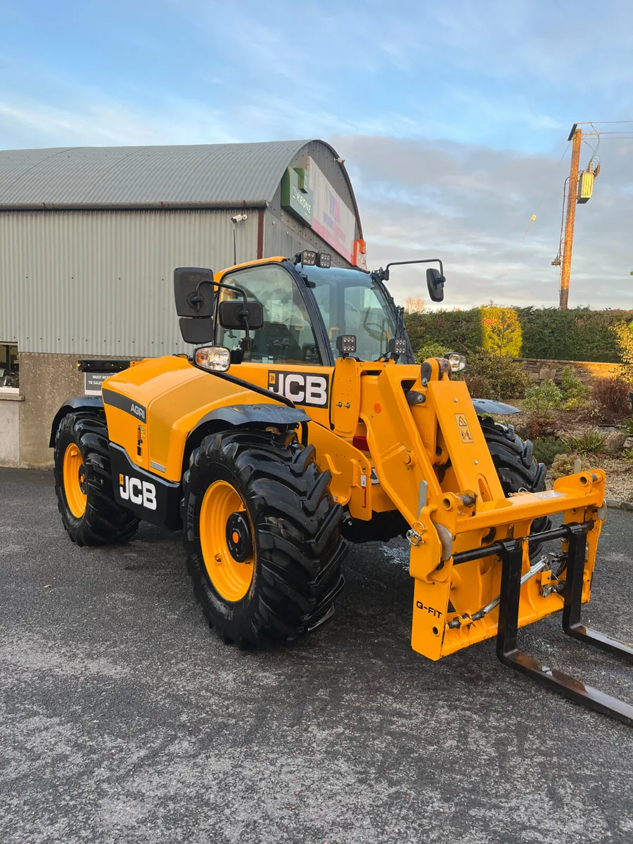 JCB 532-60 Agri Loadall 2024 - Image 2