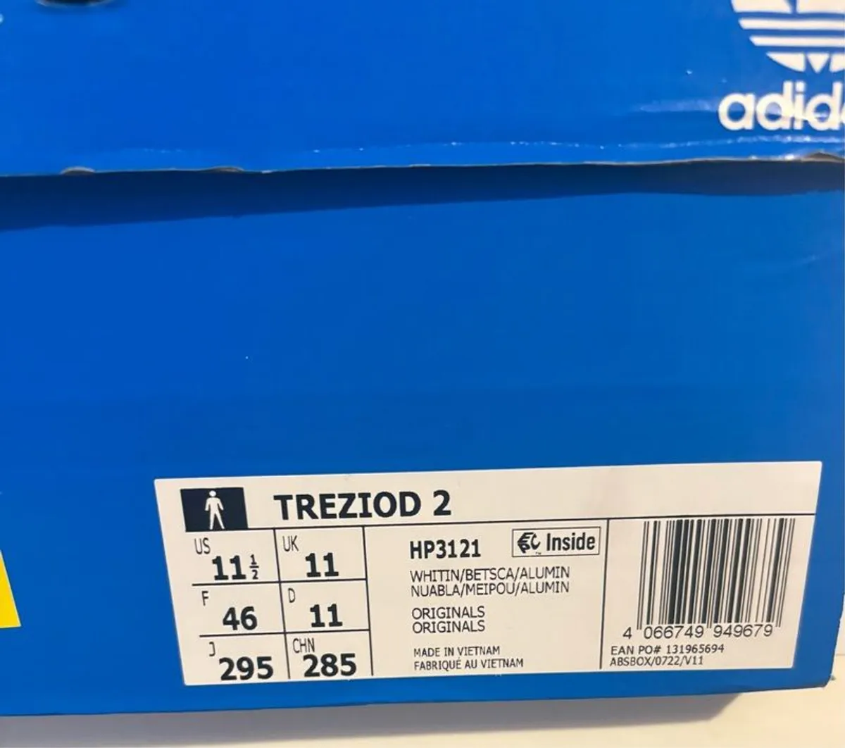 Brand new Adidas trainers - Image 4