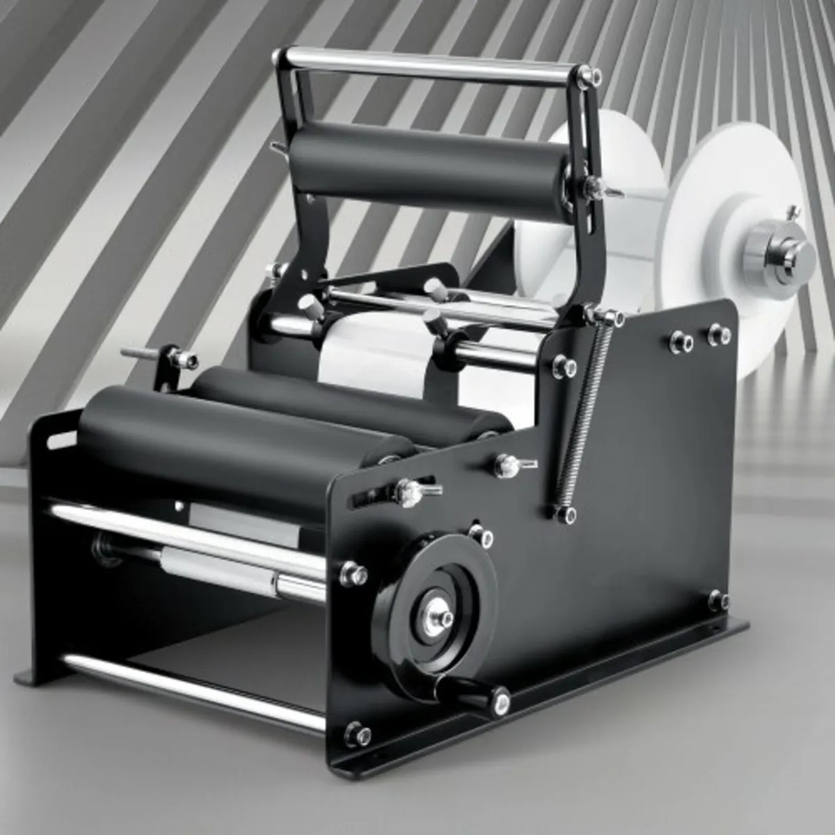 Manual Round Labeling Machine, 15-20pcs/min, Bottl - Image 1