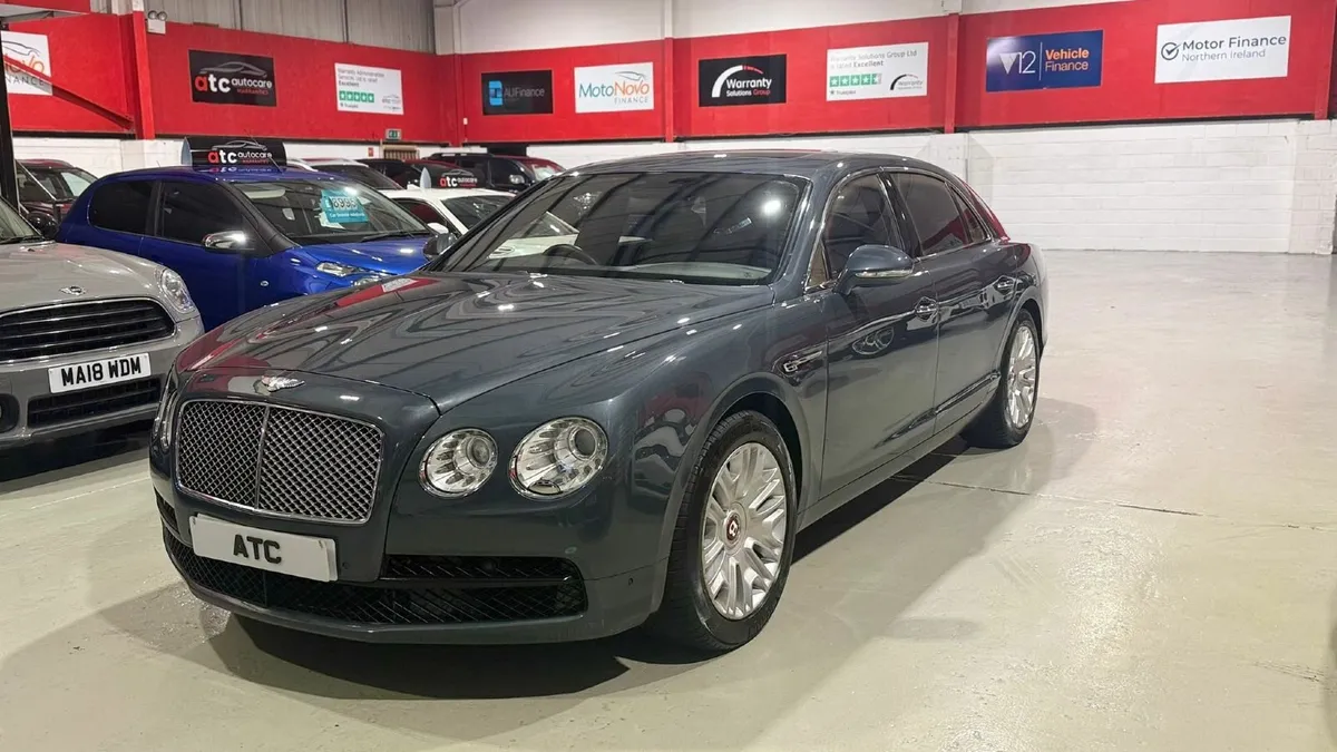 2015  Bentley Flying Spur 4.0 V8 Saloon - Image 3