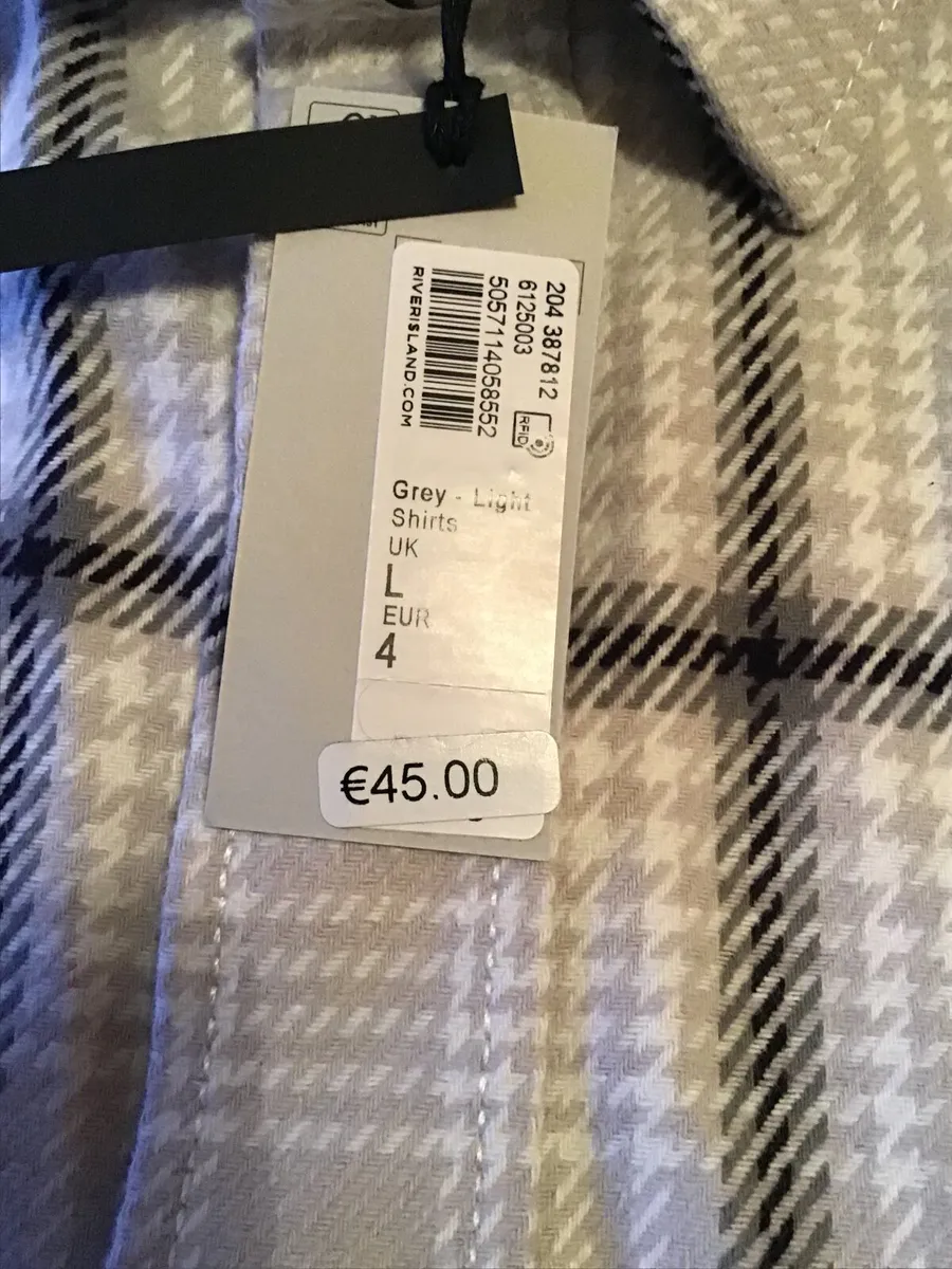 Men’s Shirt - Image 2