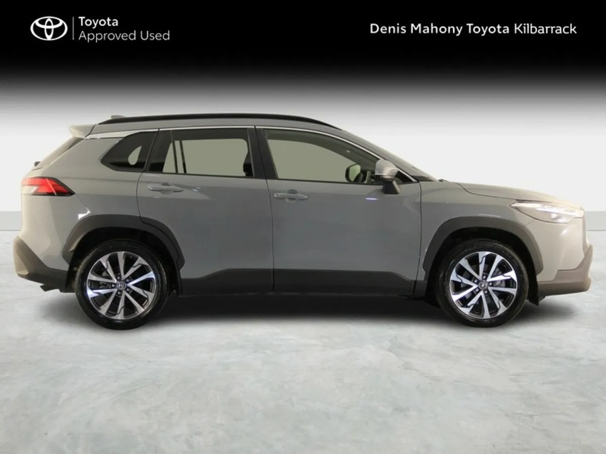 Toyota Corolla Cross Cross Sport 3 Years Free Serv - Image 3