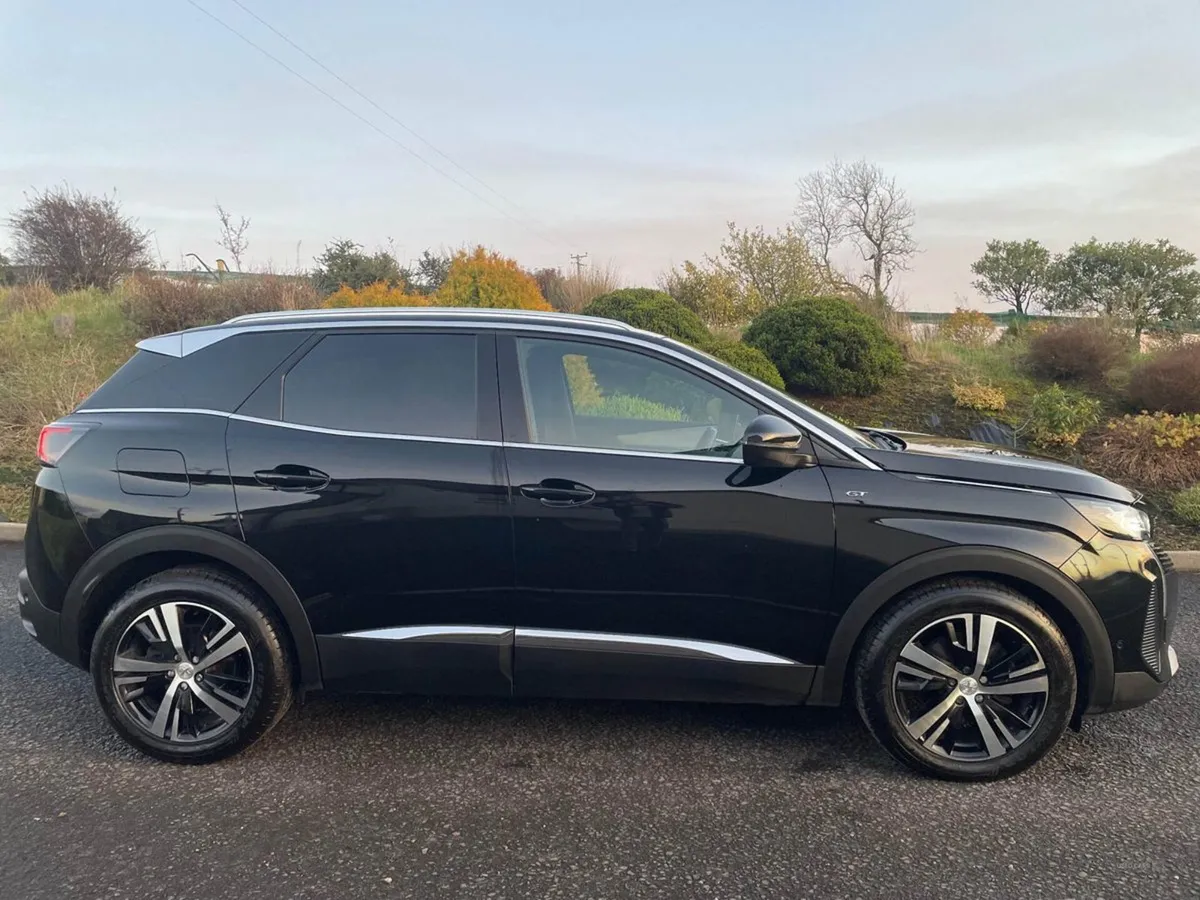 Peugeot 3008 Diesel Estate - Image 3