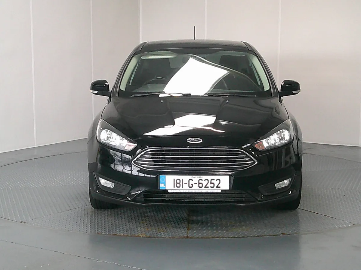 Ford Focus 2018 - Image 2