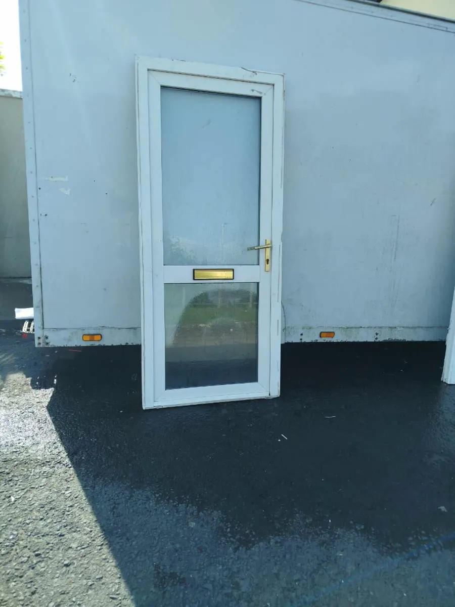 ✅ HIGH QUALITY DOOR AVAILABLE ✅ - Image 2
