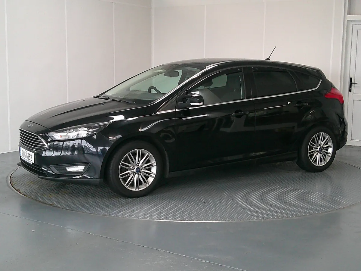 Ford Focus 2018 - Image 3