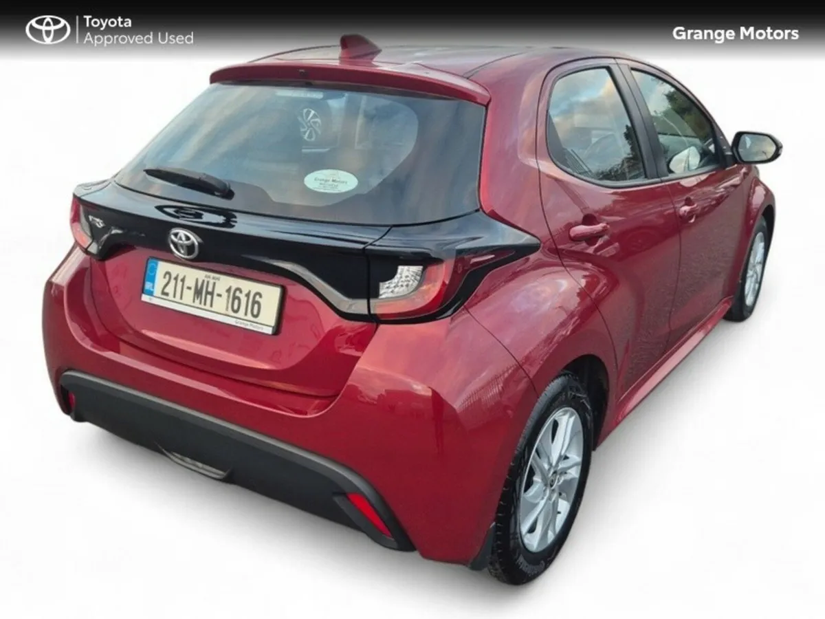 Toyota Yaris 1.0LTR PETROL LUNA 4DR - Image 3