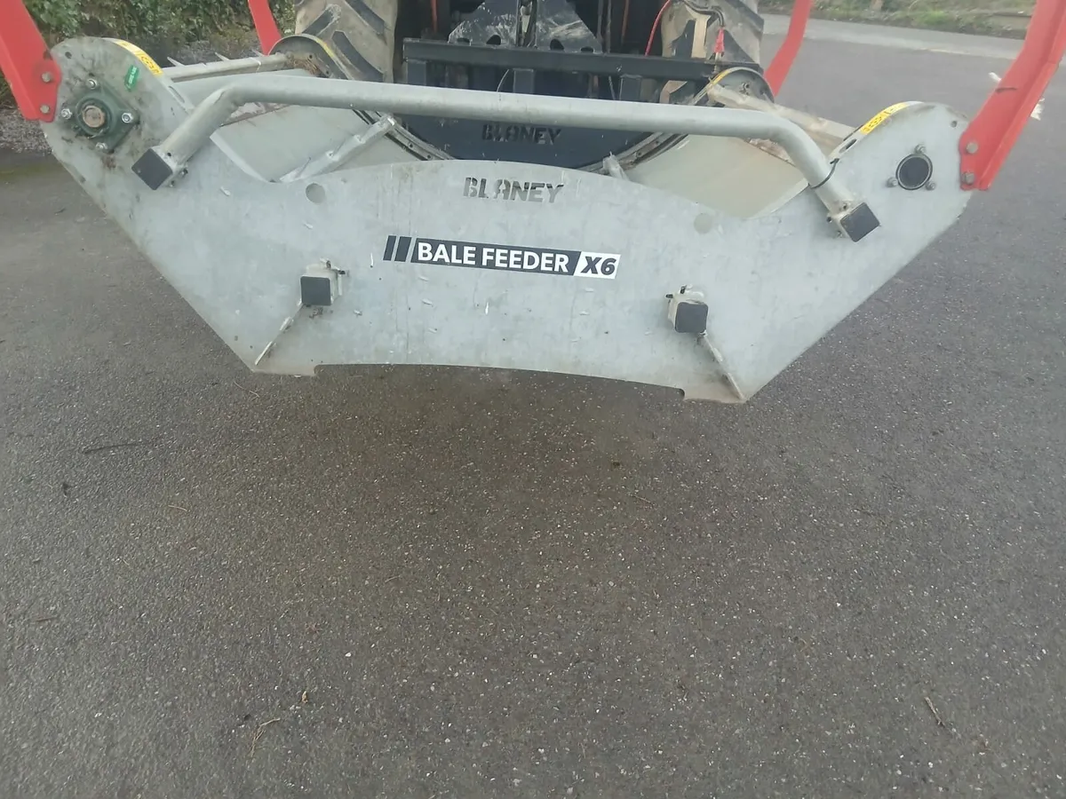 Blaney bale feeder - Image 3