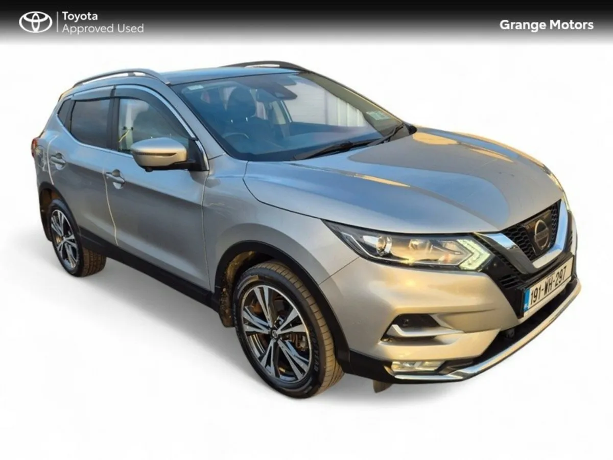 Nissan Qashqai 1.2 PETROL SV PREMIUM 5DR - Image 1