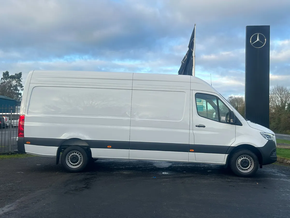 317 Select 9spd Automatic - Image 2