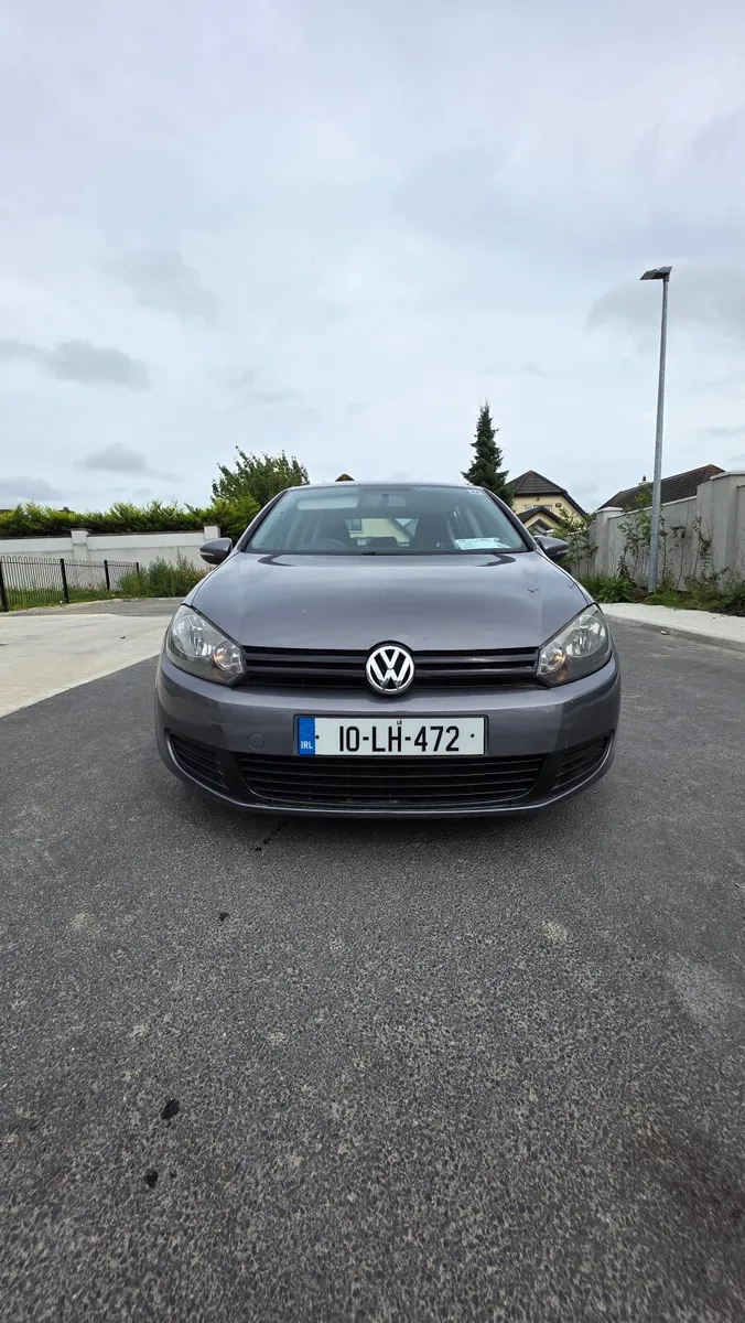 Volkswagen Golf 2010 - Image 1