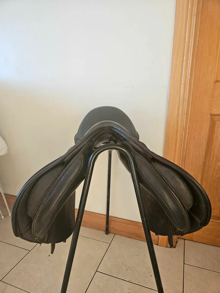 17 ½ inch Kent and Masters GP saddle - Image 3