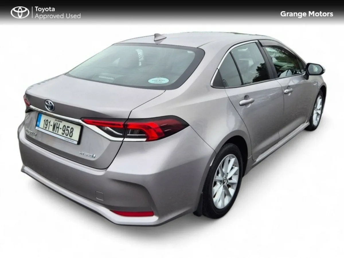 Toyota Corolla 1.8 HYBRID LUNA SAL - Image 3