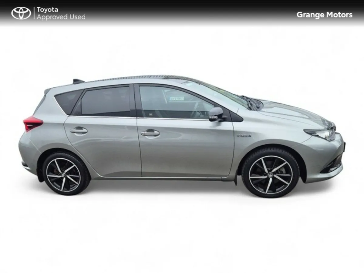 Toyota Auris HYBRID LUNA SPORT 5DR**LOW MILEAGE** - Image 4