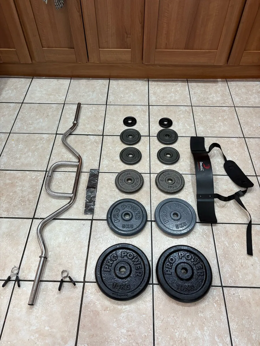 EZ TRI HAMMER CURL BAR, METAL WEIGHTS + BELT!! - Image 1