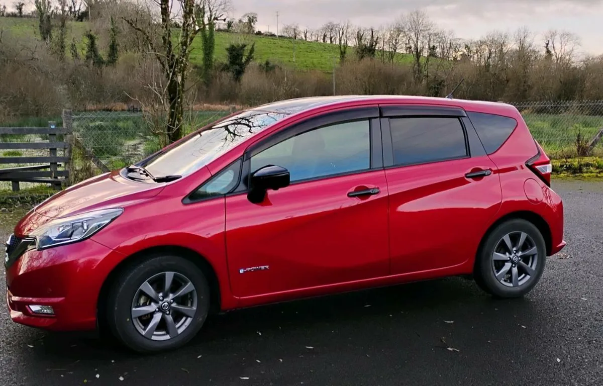 19 Nissan Note e power - Image 3