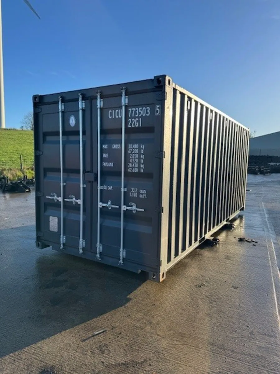 20ft shipping container - Image 1